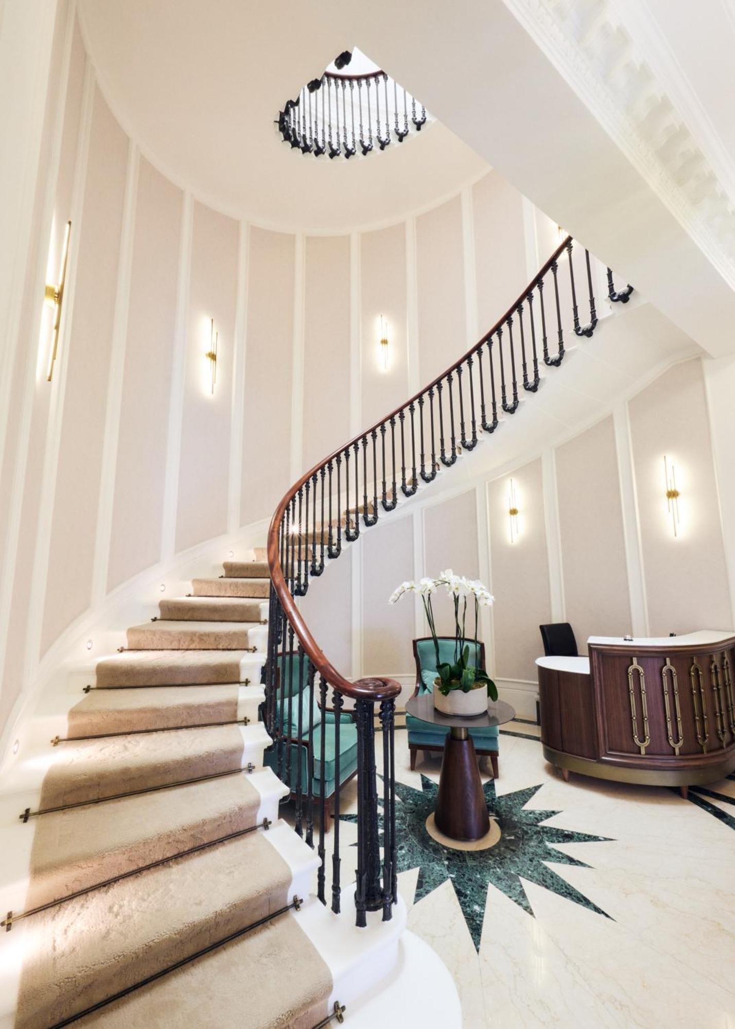 2 Chesham Hotel Londra Dış mekan fotoğraf
